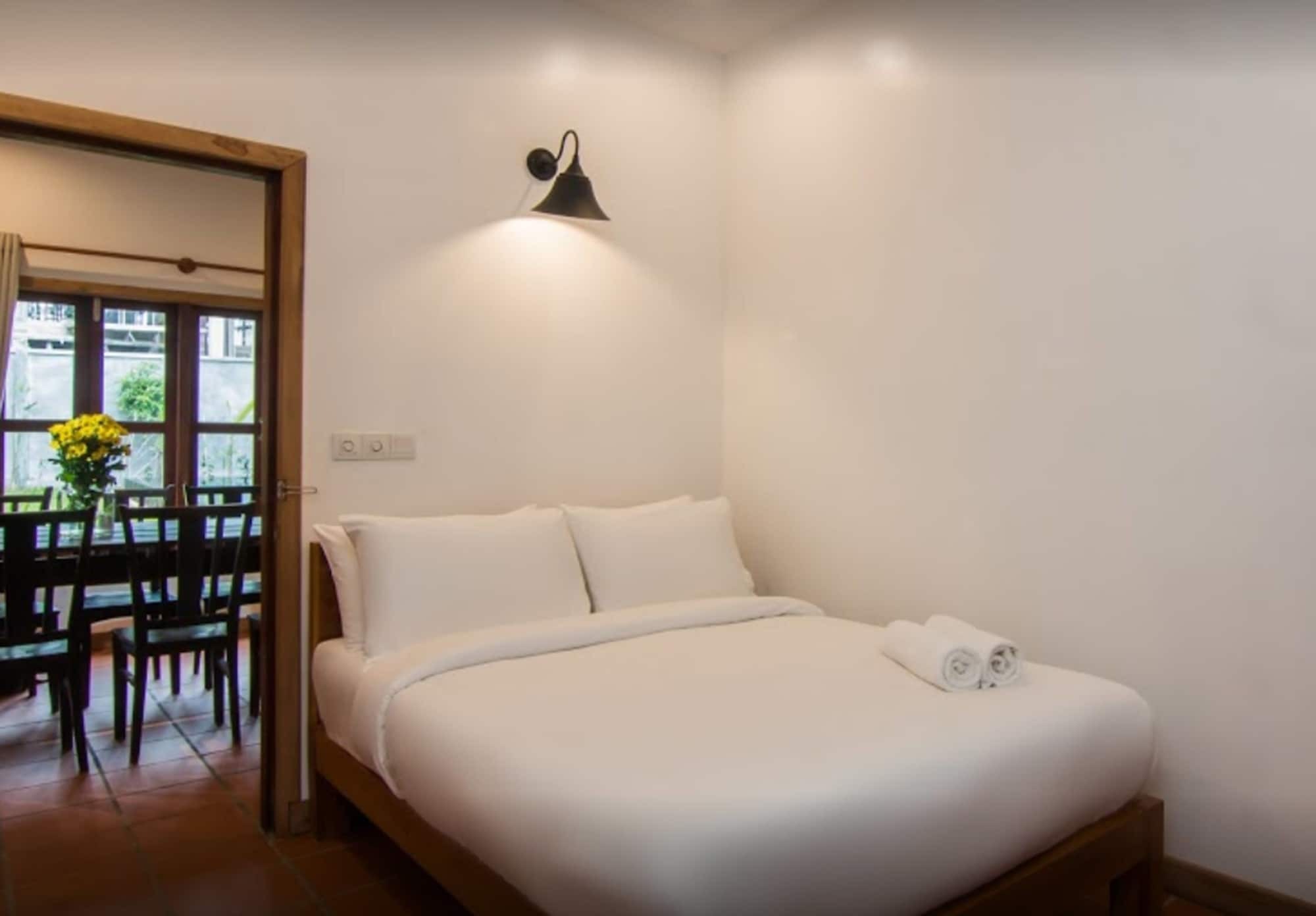The Orientation Lodge Siem Reap Exterior photo